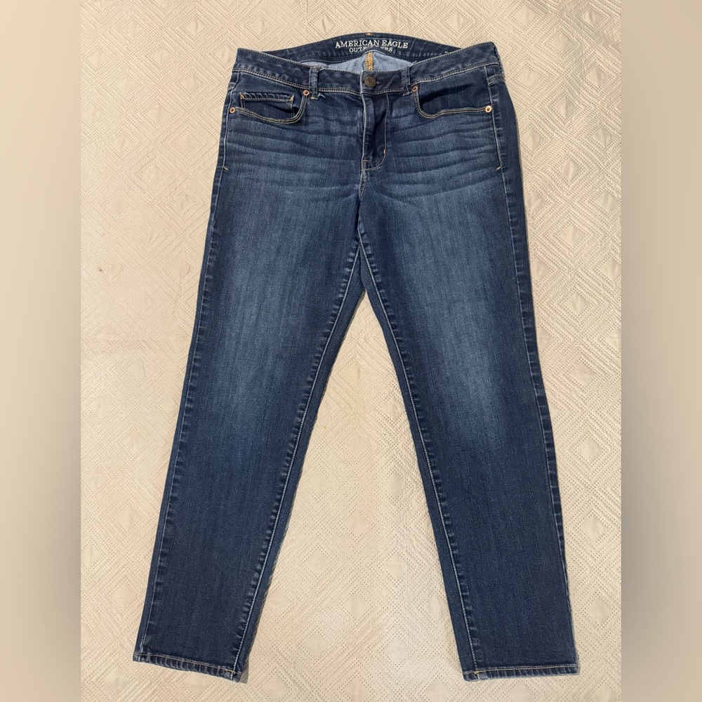 Woman American Eagle  Outfitters super skinny Indigo Denim Jeans